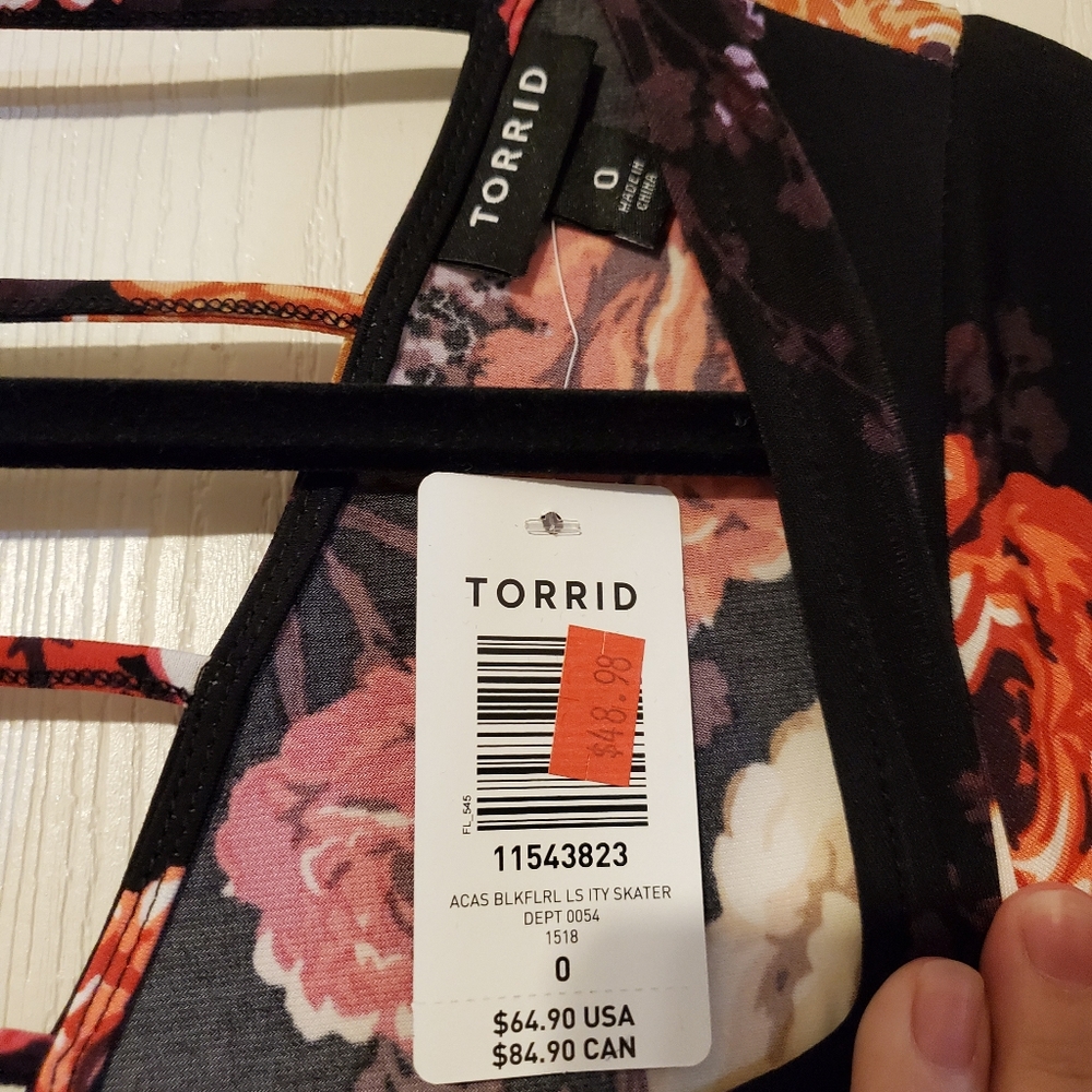 NWT Torrid Floral Dress Size 0 - Picture 5 of 5